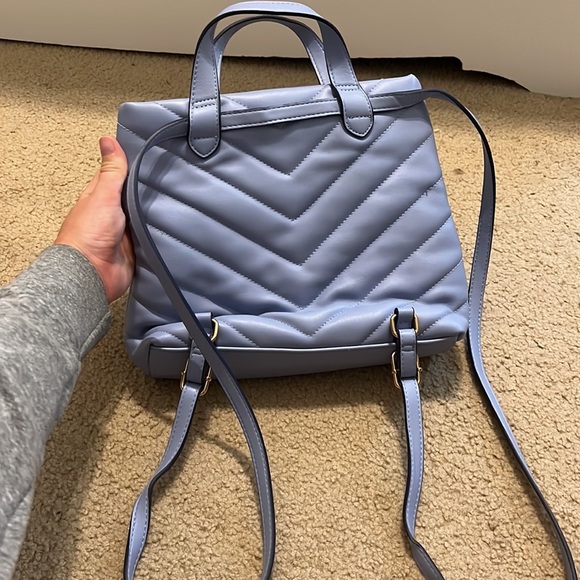 Purse - Picture 2 of 3